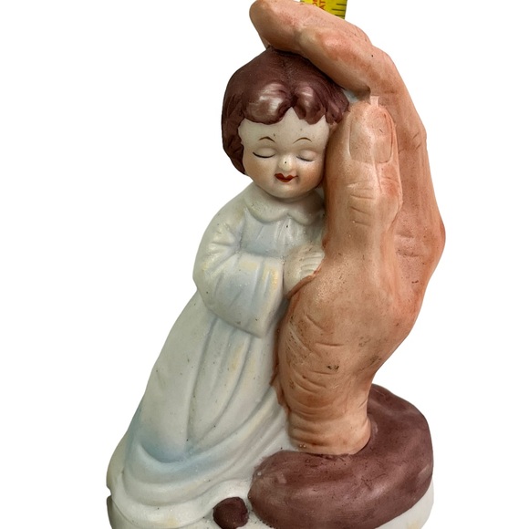 Night Light Child Sleeping in Hand of God Japan Vintage 6.25" Sanmyro Figurine - Picture 4 of 6
